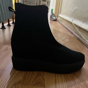 Black shoe